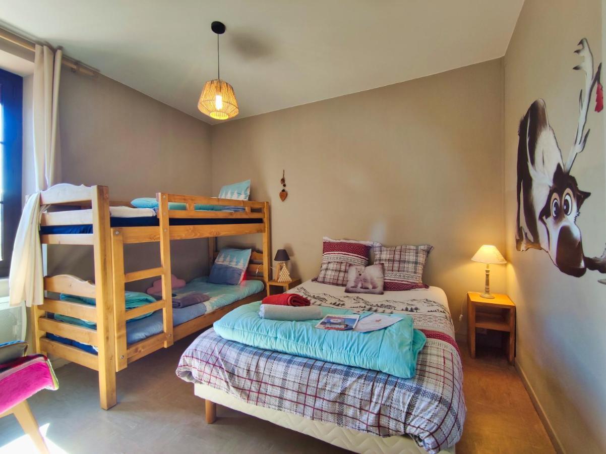 Le Sapin Rouge - Restaurant - Bar - Chambres D'Hotes Artigues  Ngoại thất bức ảnh